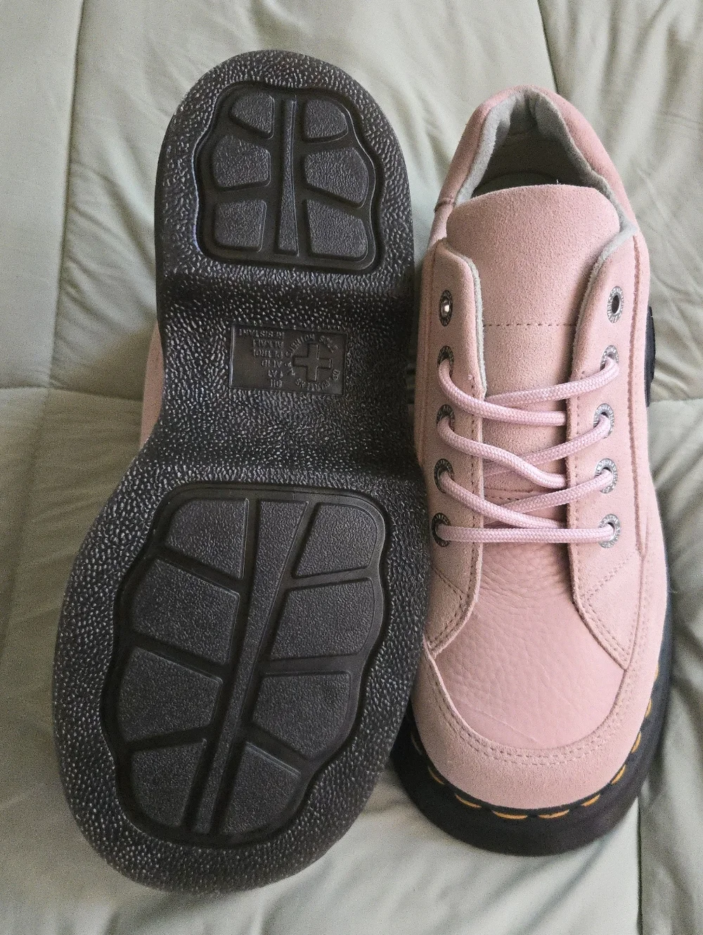 Dr. Martens Airwair Women Size 8 Platform Buzz 51 Powder Pink Suede 042026 - Picture 5 of 9